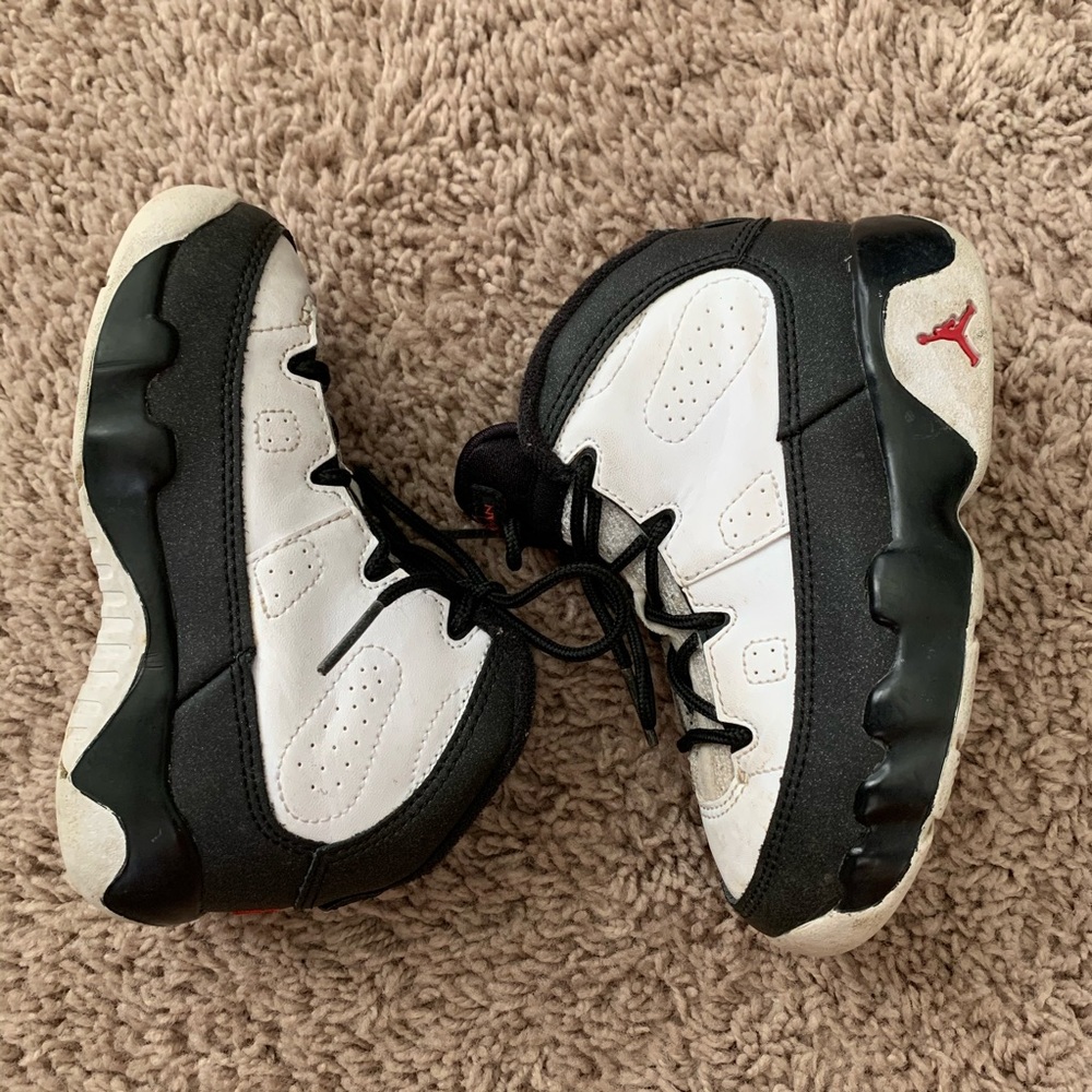 Jordan 9 Toddler size 9